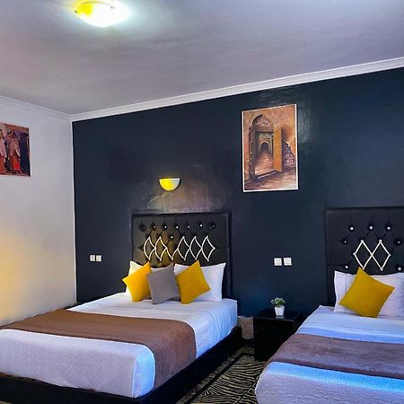 Equinox Hotel Тан-Тан Екстериор снимка