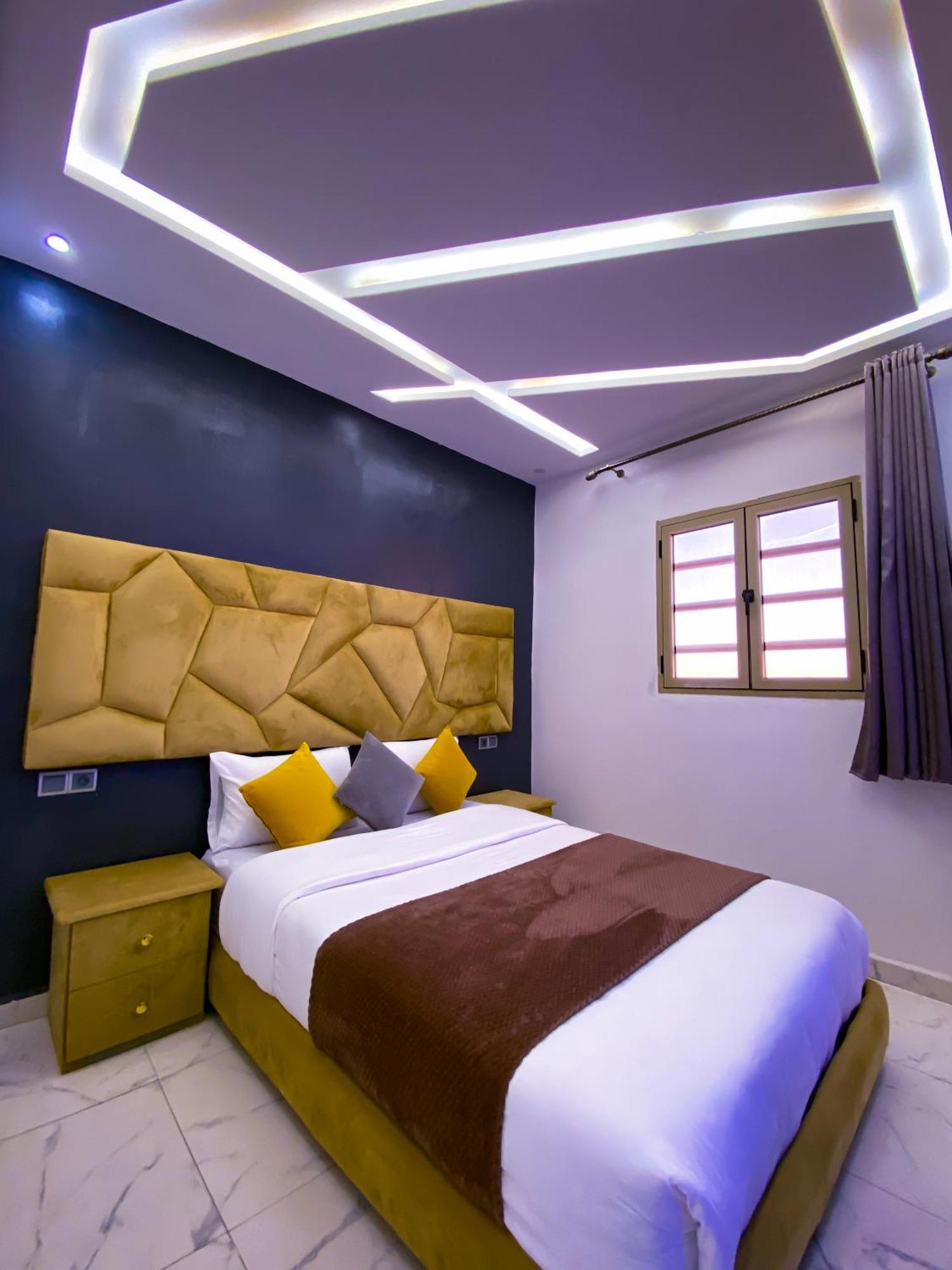 Equinox Hotel Тан-Тан Екстериор снимка