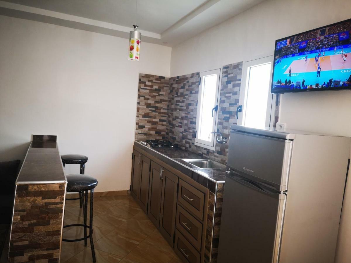 Equinox Hotel Тан-Тан Екстериор снимка